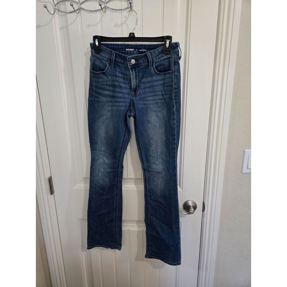 Old Navy Women’s Size 2 Mid-Rise WOW Boot-Cut Jeans Medium Wash Stretch Denim